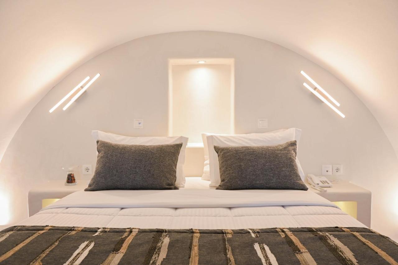 Amerisa Suites Fira  Bagian luar foto