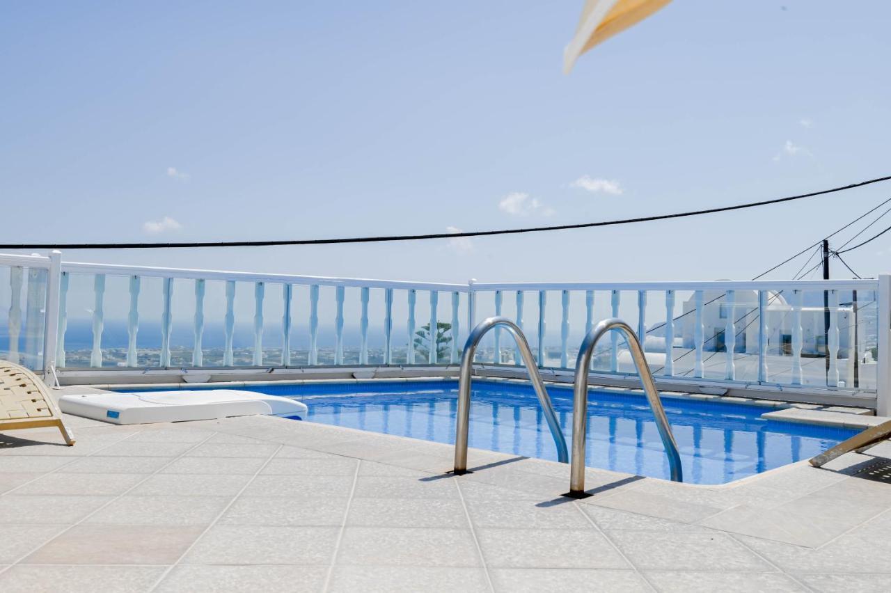 Amerisa Suites Fira  Bagian luar foto
