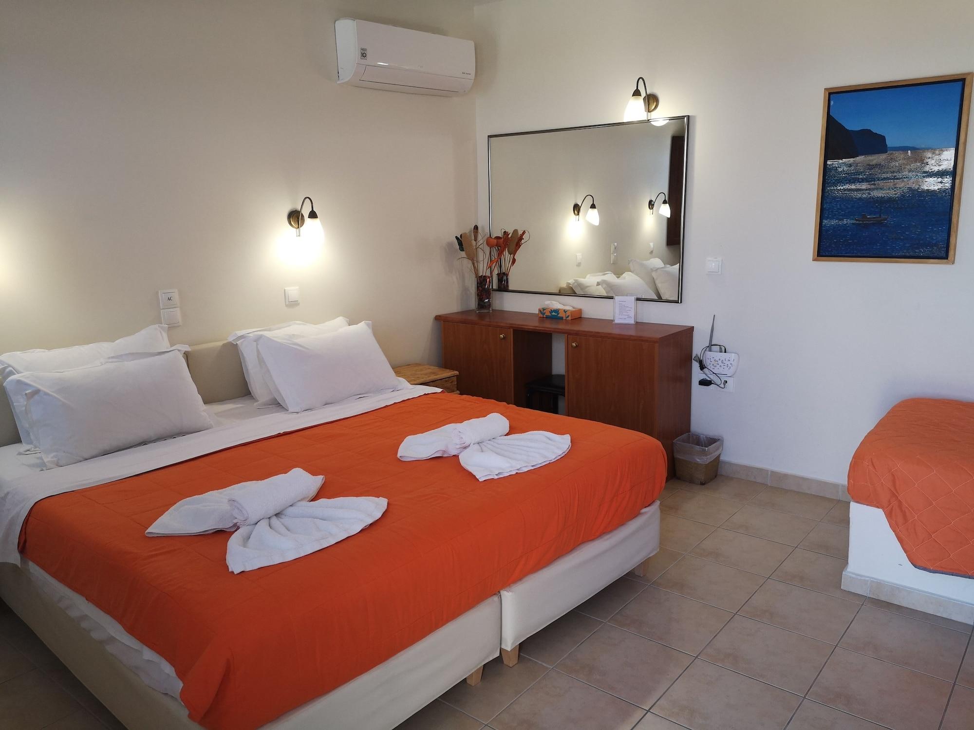 Amerisa Suites Fira  Bagian luar foto