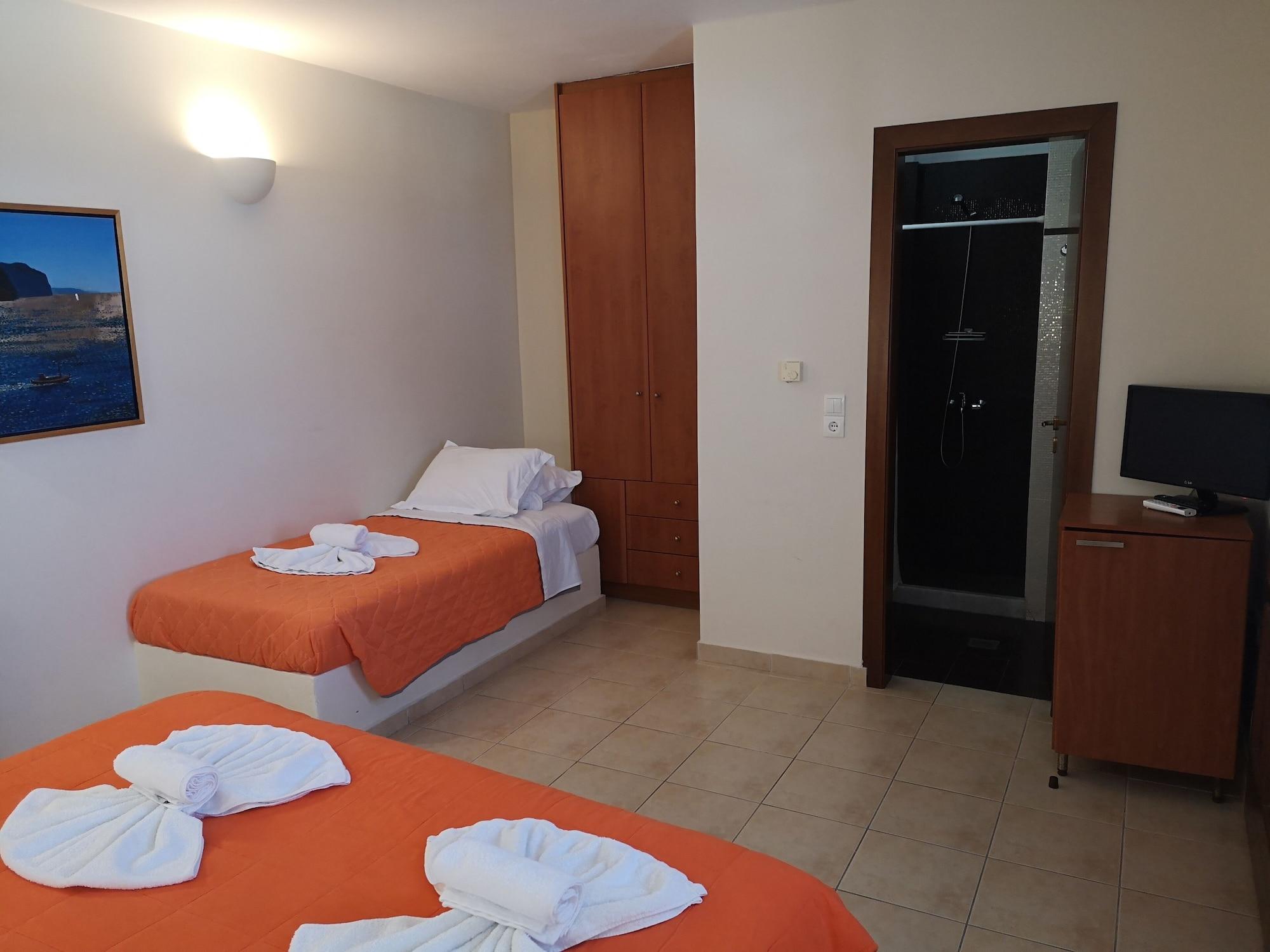 Amerisa Suites Fira  Bagian luar foto