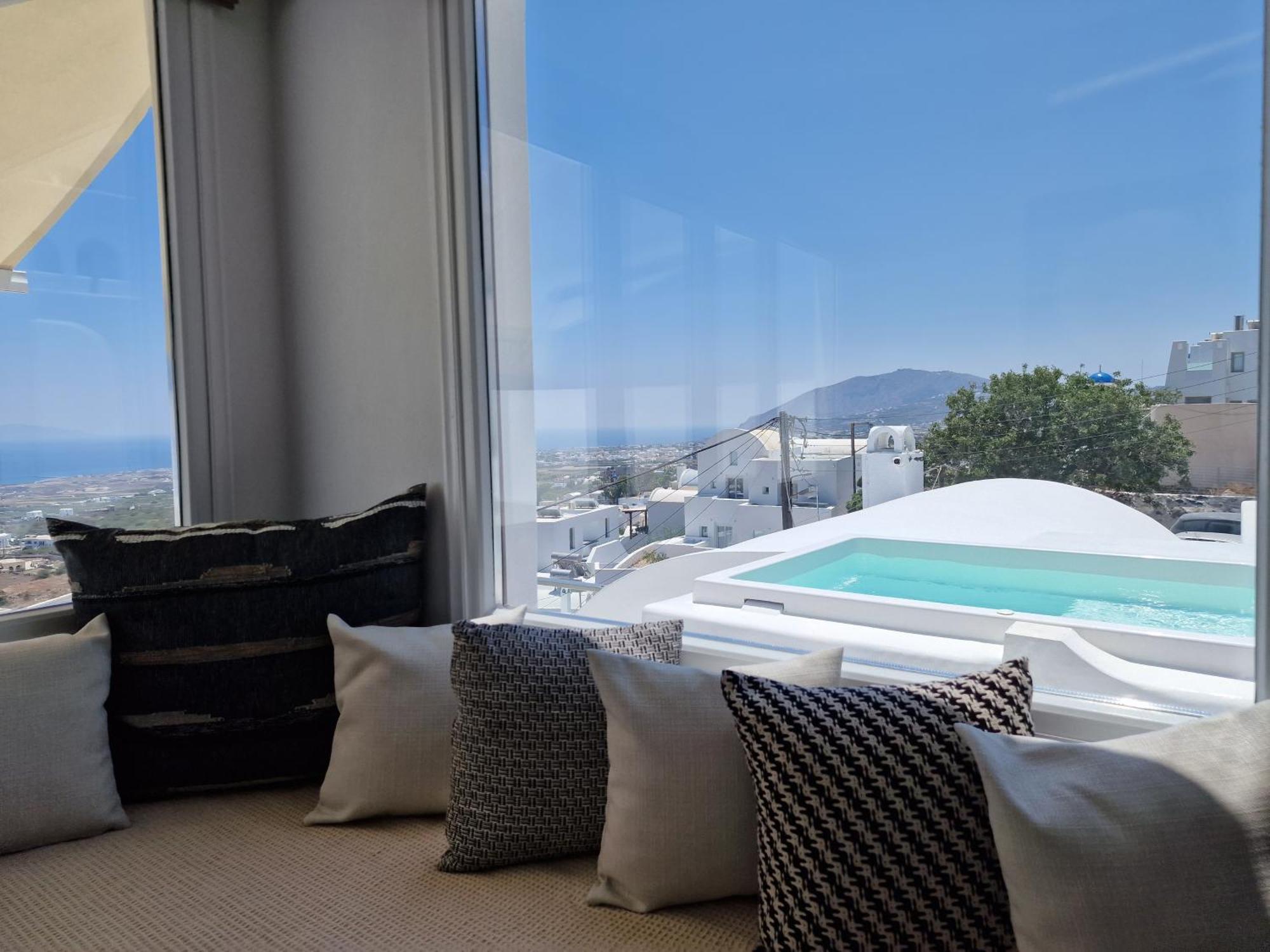 Amerisa Suites Fira  Bagian luar foto