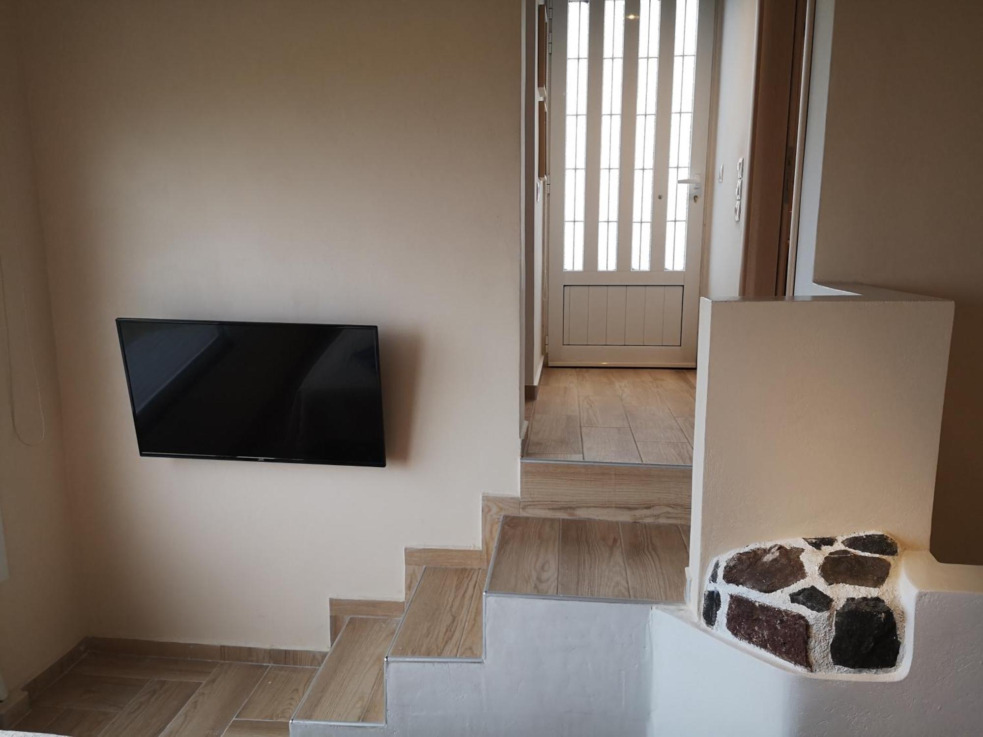 Amerisa Suites Fira  Ruang foto